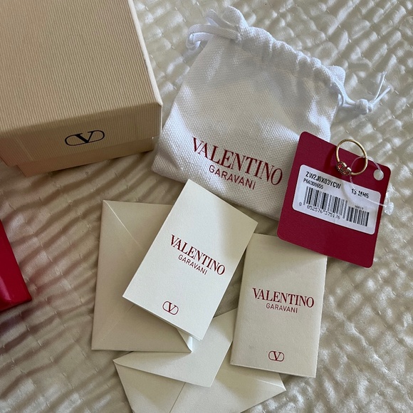 Valentino Garavani Gold Ring with Swarovski Crystals - Picture 2 of 9